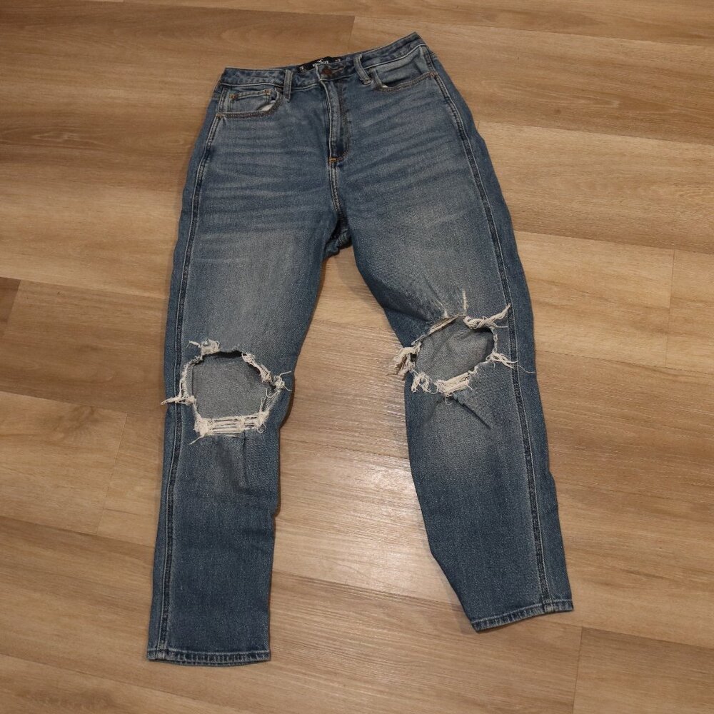 Hollister Curvy Ultra High Waisted Distressed Mom Jeans